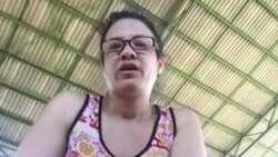 Cubana varada explica por qué se fue de Cuba. Video tomado de Facebook. Cubana varada explica por qué se fue de Cuba. Video tomado de Facebook.