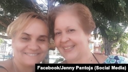 Las académicas cubanas Jenny Pantoja y Alina Bárbara López. (Facebook/Jenny Pantoja)