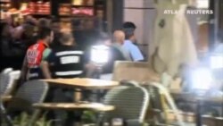 Un ataque terrorista en un centro comercial de Tel Aviv deja al menos cuatro muertos Un ataque terrorista en un centro comercial de Tel Aviv deja al menos cuatro muertos