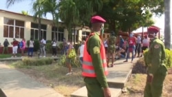 El régimen castrista moviliza a trabajadores para enfrentar a los manifestantes pacíficos en la marcha del próximo 15 de Noviembre. El régimen castrista moviliza a trabajadores para enfrentar a los manifestantes pacíficos en la marcha del próximo 15 de Noviembre.