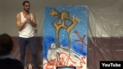 Este es el grafiiti que puso punto final a la participación de El Sexto en la Cumbre de Ginebra.