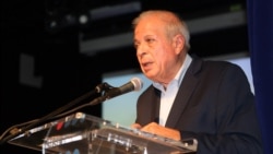 El Dr. Salvador Lew es recordado por Tomás Regalado, director de OCB Radio Televisón Martí El Dr. Salvador Lew es recordado por Tomás Regalado, director de OCB Radio Televisón Martí