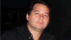 Ángel Santiesteban: El Gobierno cubano no respeta el derecho a la crítica Ángel Santiesteban: El Gobierno cubano no respeta el derecho a la crítica