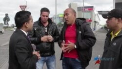 Médicos cubanos varados en Bogotá esperan obtener visa estadounidense Médicos cubanos varados en Bogotá esperan obtener visa estadounidense