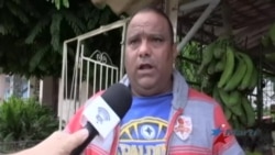 Carretilleros son reprimidos por protestar en Cuba Carretilleros son reprimidos por protestar en Cuba