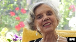 Fotografía de archivo (Ciudad de México, 28/02/2011), de la escritora mexicana Elena Poniatowska que ha ganado el Premio Cervantes 2013.