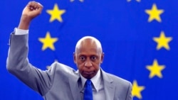 Termina detenido Guillermo Fariñas por defender a un vecino inocente Termina detenido Guillermo Fariñas por defender a un vecino inocente